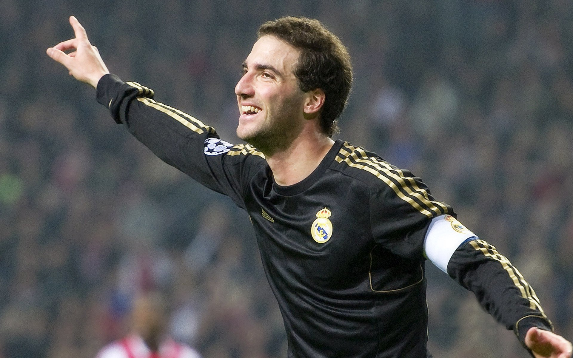 _都市骑行节：倡导绿色出行新风尚_，骑行发现城市之美